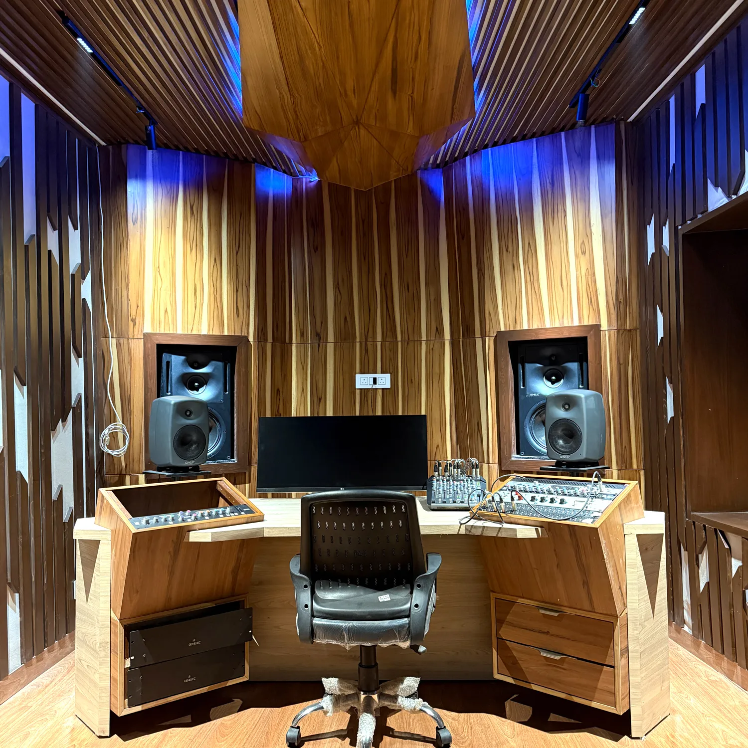 Tellytune Recording Studio 16